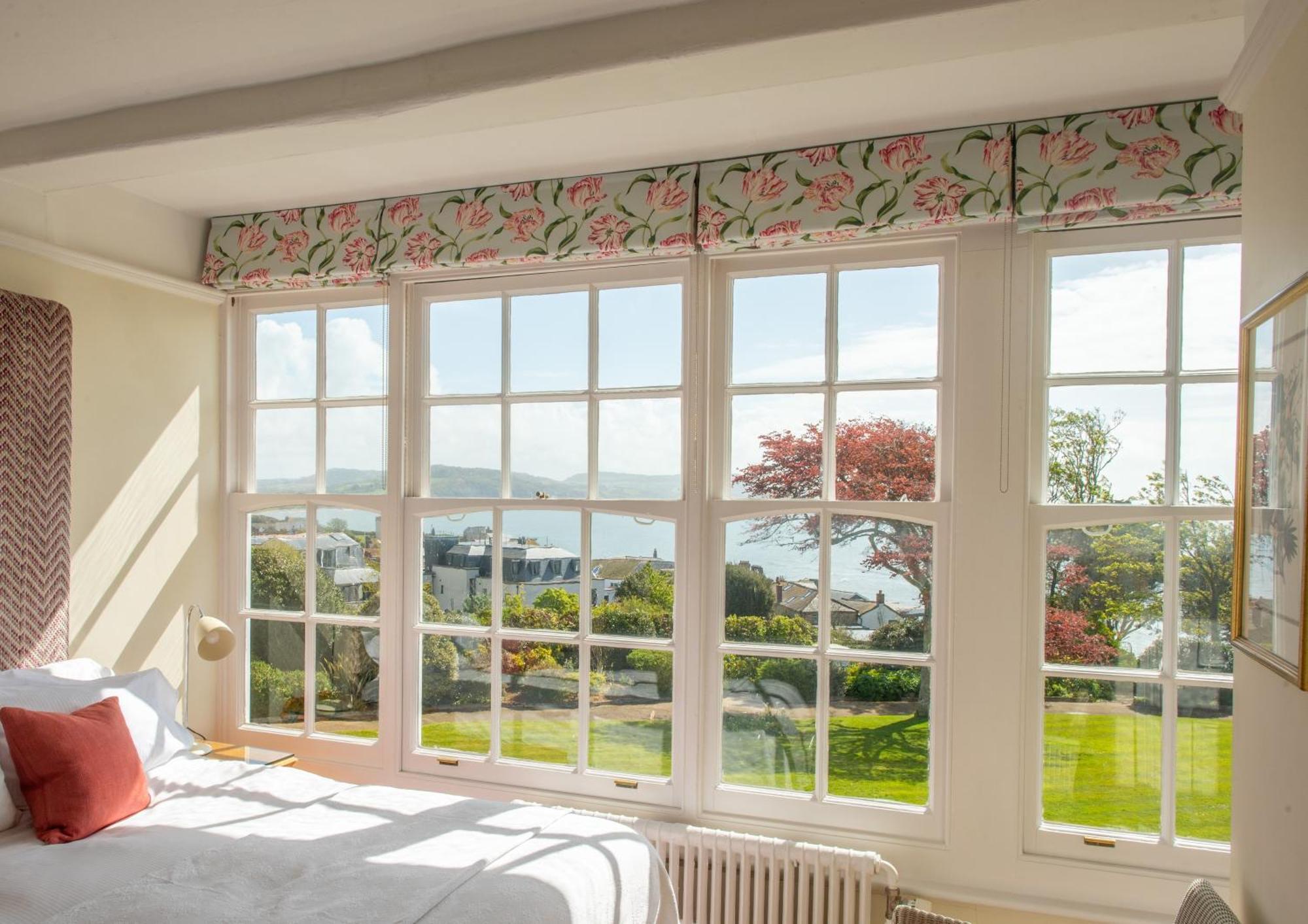 Alexandra Hotel & Restaurant Lyme Regis Esterno foto