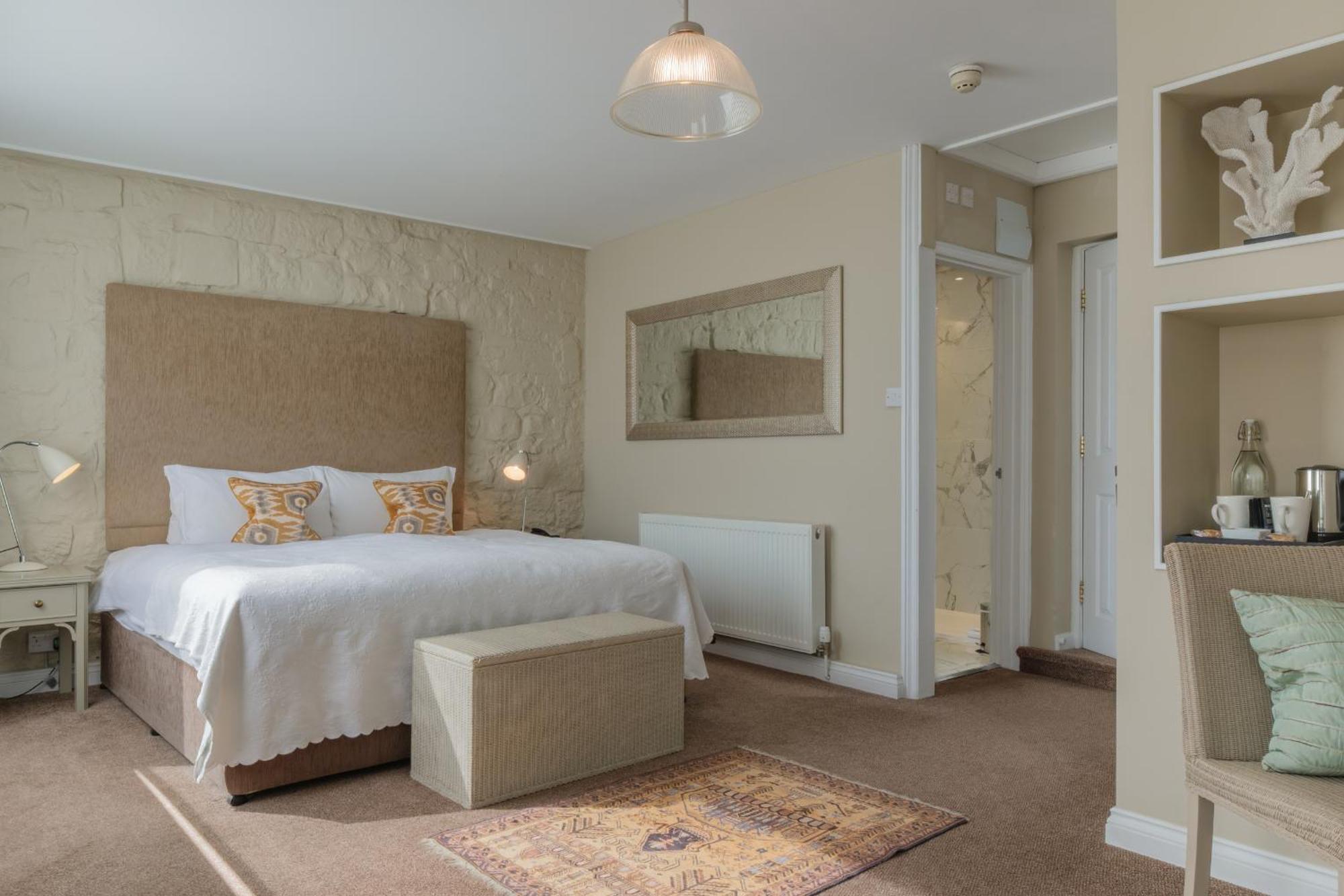Alexandra Hotel & Restaurant Lyme Regis Esterno foto