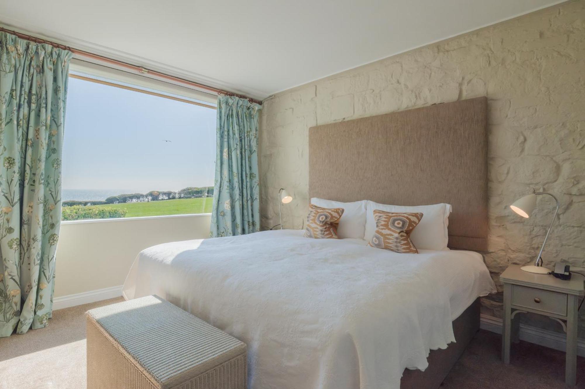 Alexandra Hotel & Restaurant Lyme Regis Esterno foto
