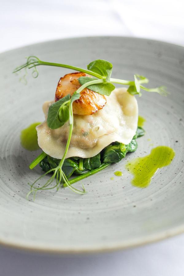 Alexandra Hotel & Restaurant Lyme Regis Esterno foto